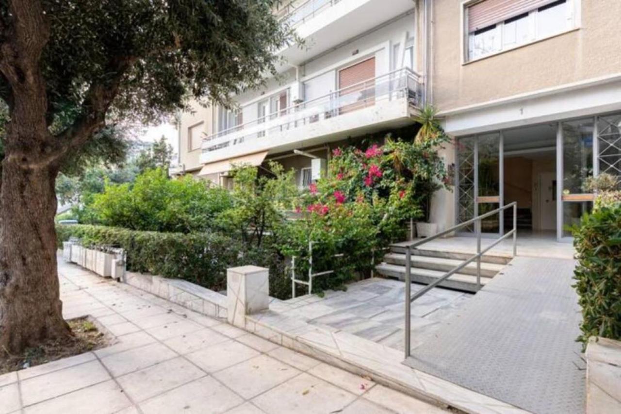 Flisvos Seafront-Marina Apartment Атина Екстериор снимка