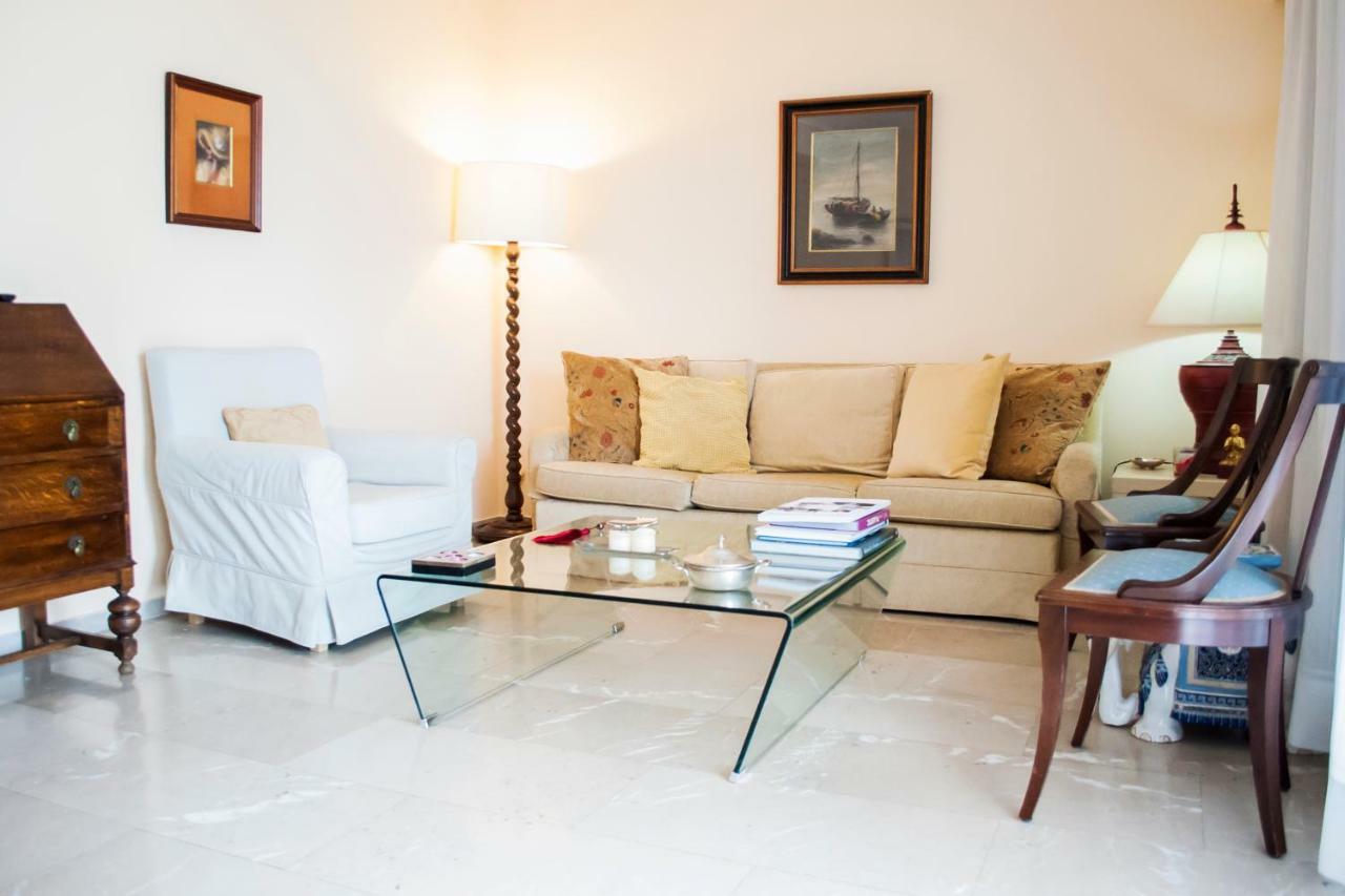 Flisvos Seafront-Marina Apartment Атина Екстериор снимка