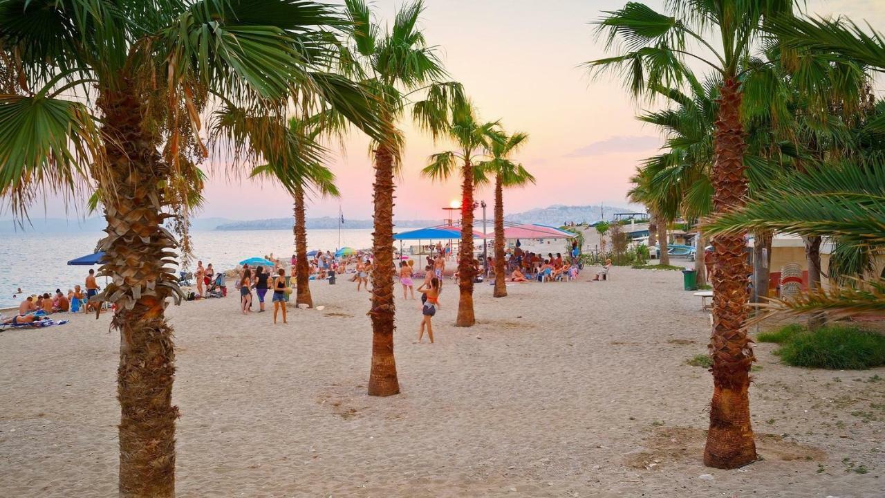 Flisvos Seafront-Marina Apartment Атина Екстериор снимка